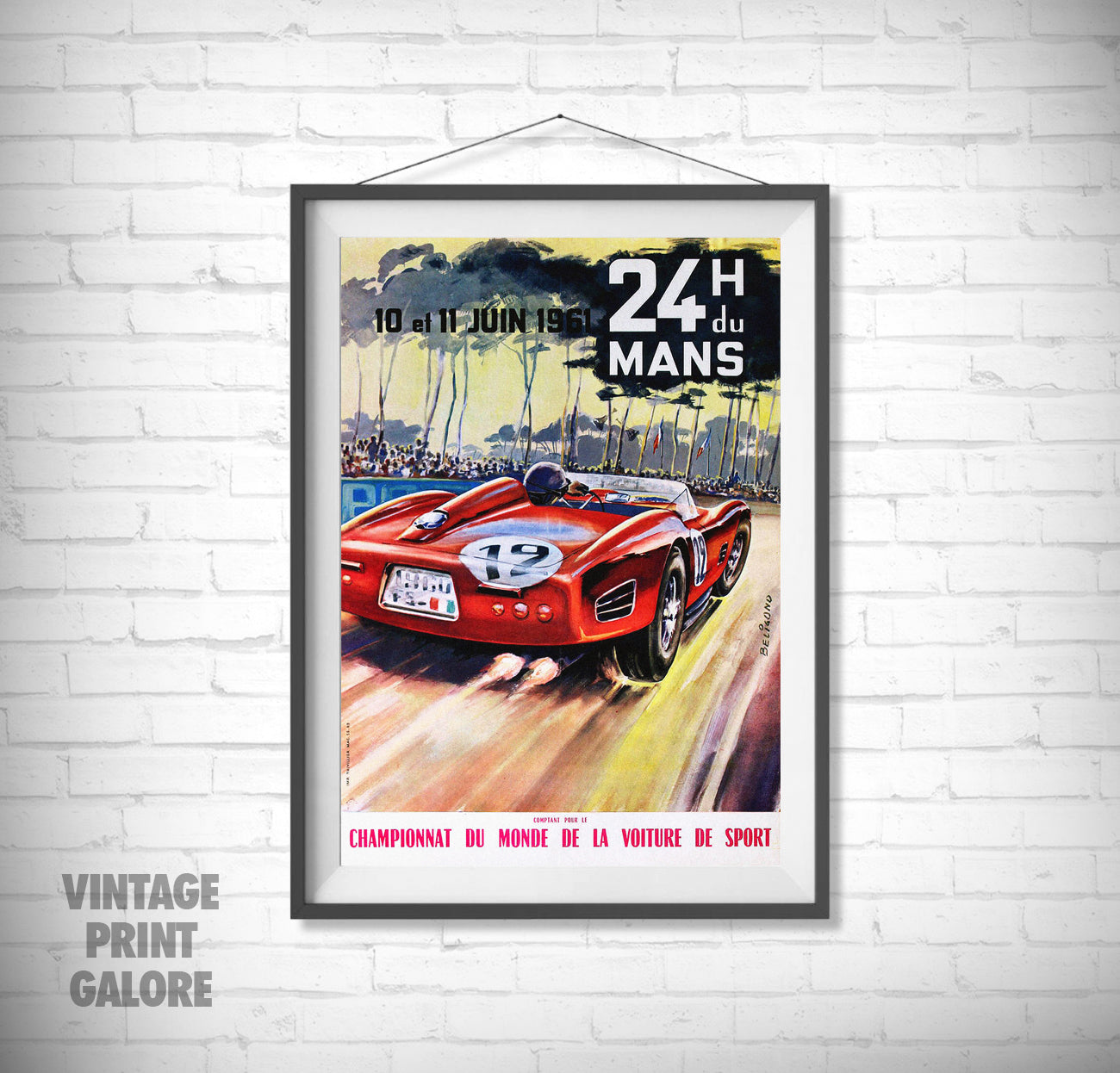 Vintage Style 1961 24Hr Du Le Mans Racing Advertisment Poster Print.